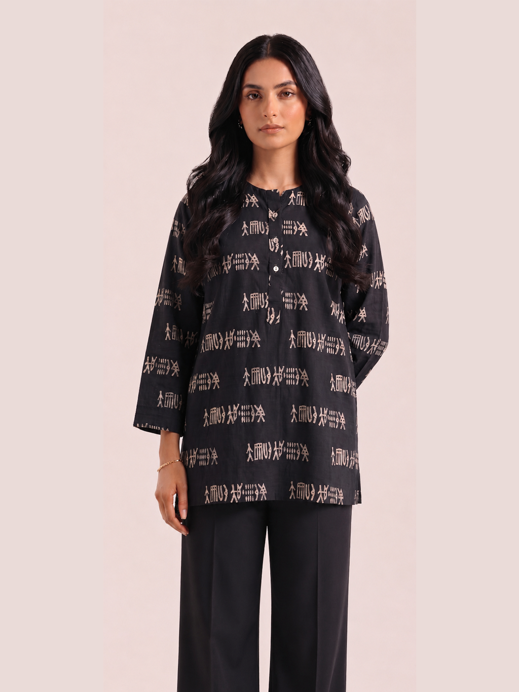 Natural Black Script