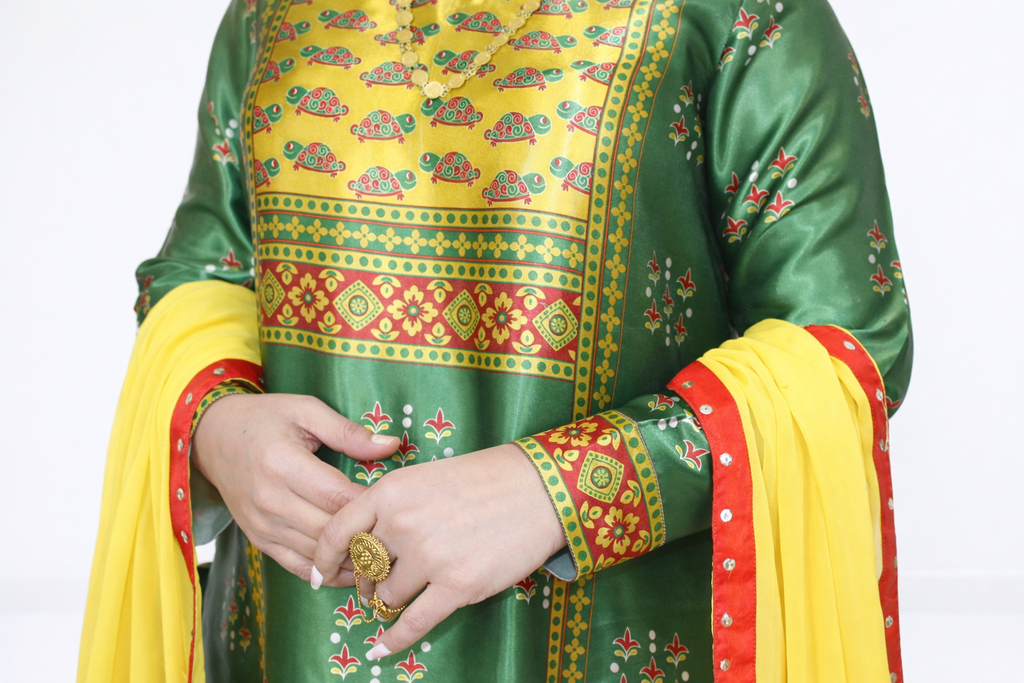 2 Piece Ancient Ajrakh (Pret)